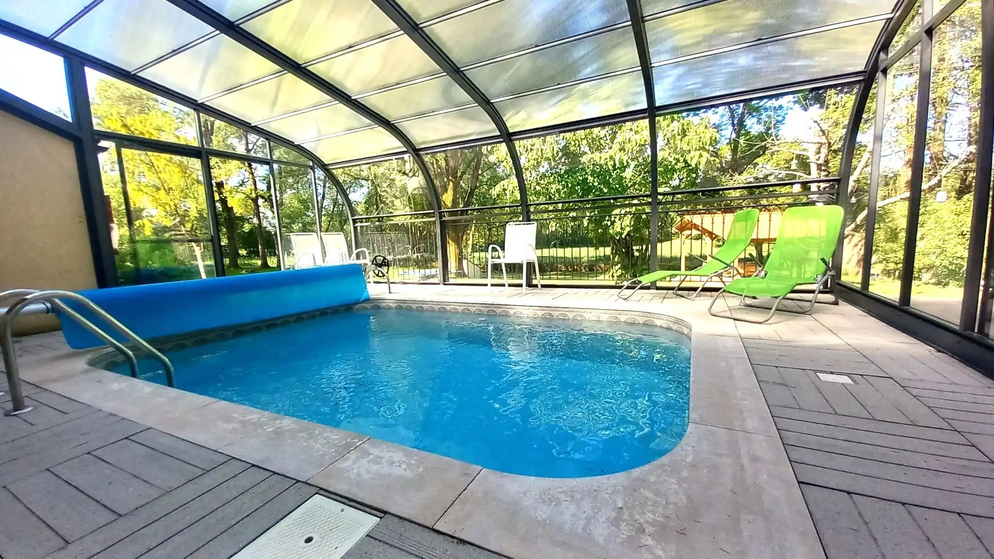 Gite La Minoterie_couverture piscine 17